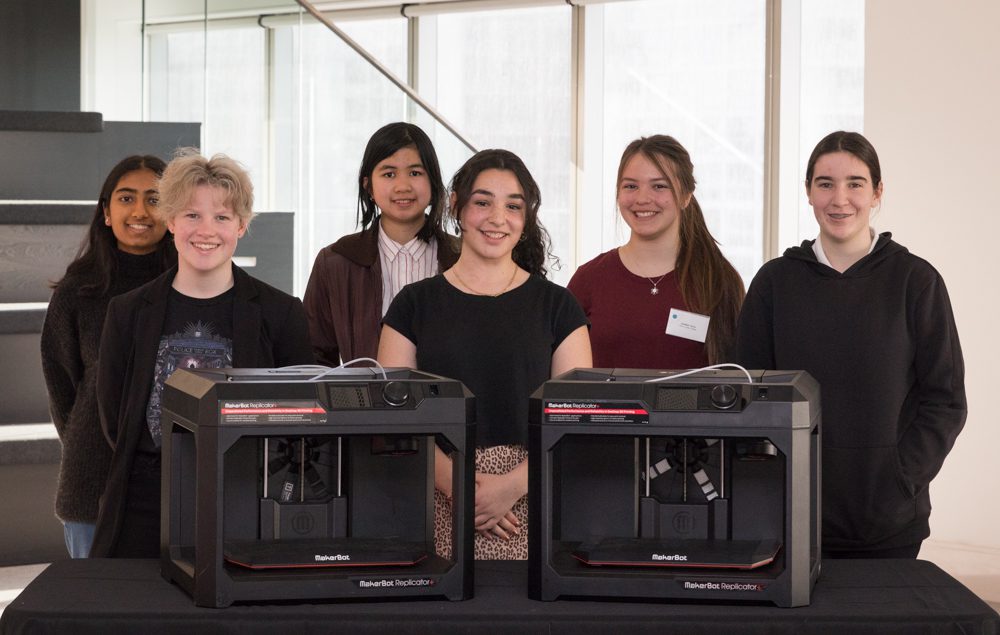 group of students with Makerbot 3d printers